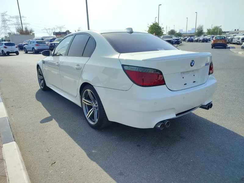 2006 BMW M5 10 Cylinders Petrol Engine White Brown Sedan Japanese Specs