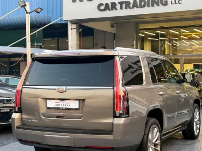 2017 Cadillac Escalade Premium 8 Cylinders Petrol Engine Gold Brown SUV GCC Specs