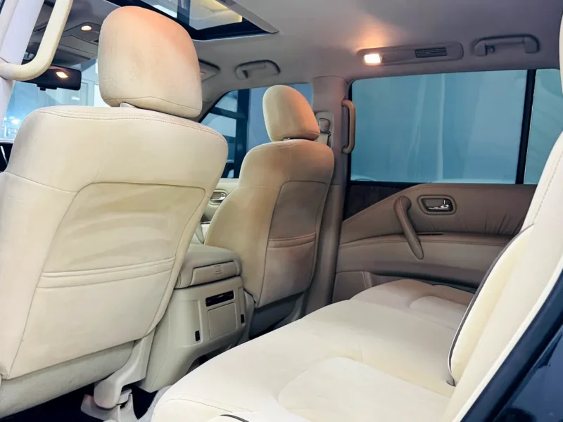 2020 Nissan Patrol SE 6 Cylinders Petrol Engine Black Beige SUV GCC Specs Automatic
