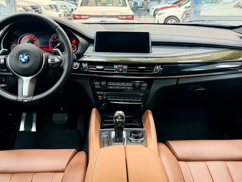 2018 BMW X6 50i M Sport 8 Cylinders Petrol Engine White Brown SUV GCC Specs Automatic