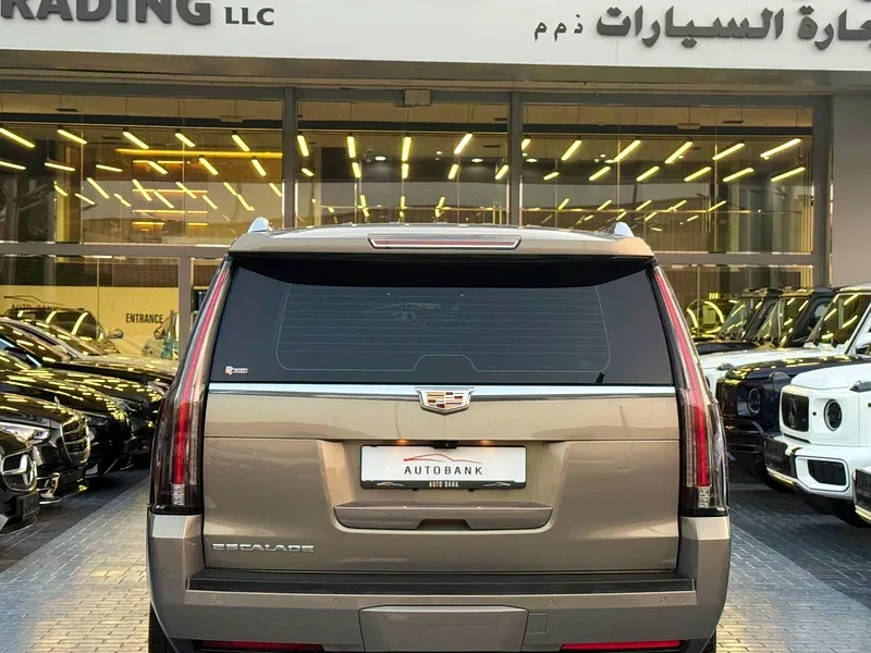 2017 Cadillac Escalade Premium 8 Cylinders Petrol Engine Gold Brown SUV GCC Specs