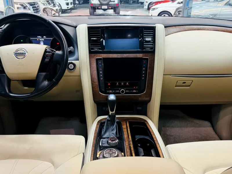 2020 Nissan Patrol SE 6 Cylinders Petrol Engine Black Beige SUV GCC Specs Automatic