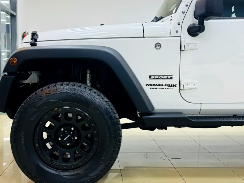 2018 Jeep Wrangler Unlimited Sport 6 Cylinders Petrol Engine White Black SUV GCC Specs