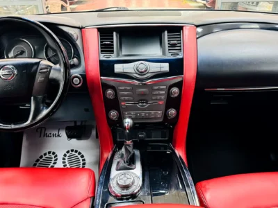 2016 Nissan Patrol SE 6 Cylinders Petrol Engine White Red SUV GCC Specs Automatic