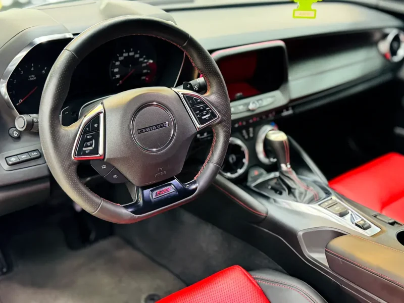 2018 Chevrolet Camaro SS 6.2 Litres V8 Petrol Engine White Red Coupe GCC Specs