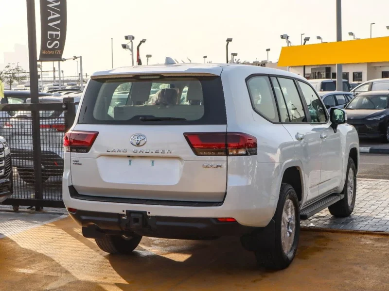 2026 Toyota Land Cruiser GXR 3.5 Litres 6 Cylinders Hybrid Engine White Beige SUV GCC