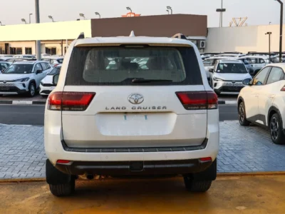 2025 Toyota Land Cruiser EXR 4.0 Litres 6 Cylinders Petrol Engine White Beige SUV GCC