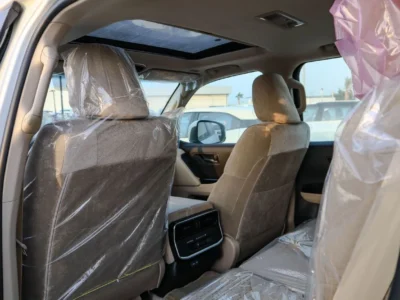 2025 Toyota Land Cruiser EXR 4.0 Litres 6 Cylinders Petrol Engine White Beige SUV GCC