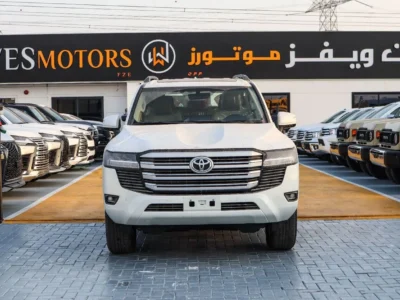 2025 Toyota Land Cruiser EXR 4.0 Litres 6 Cylinders Petrol Engine White Beige SUV GCC