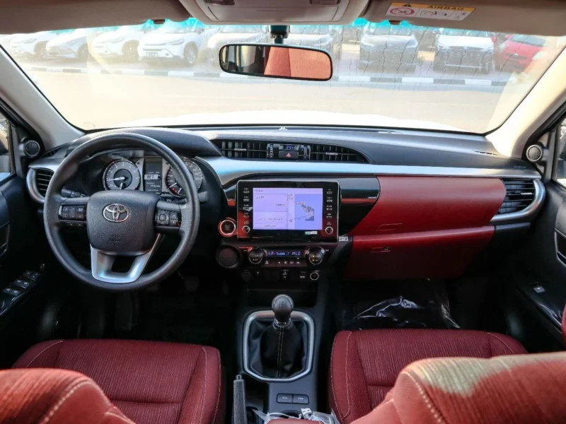 2026 Toyota Hilux DC MT 2.7 L 4-cylinder Petrol Dual VVT-i Engine Silver Red Pickup Truck GCC
