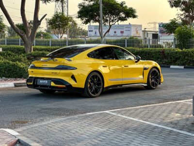 2025 Xiaomi SU7 Ultra Electric Vehicle Yellow Black Sedan Range 630 Km Carbon Package