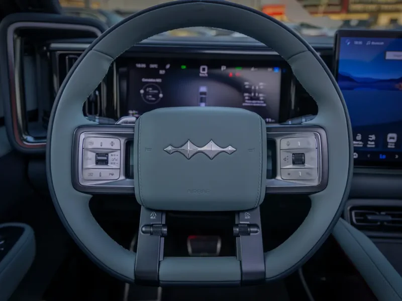 2023 BYD Leopard 5 Navigator 4 Cylinders Plug-in Hybrid Engine Green Grey SUV Chinese Specs