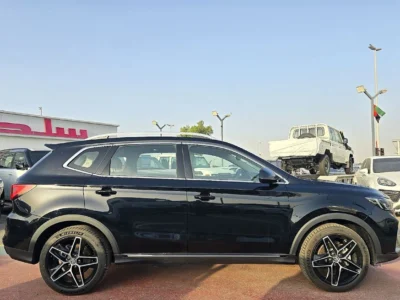 2025 MG RX5 Luxury 1.5 Litres 4 Cylinders Petrol Turbo Engine Black Tan SUV AT GCC Specs