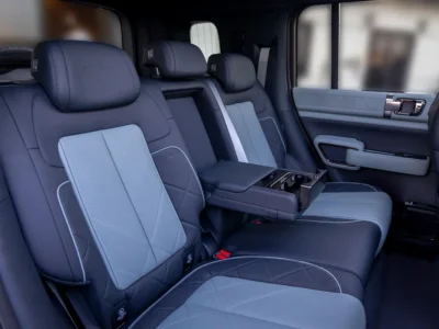 2023 BYD Leopard 5 Navigator 4 Cylinders Plug-in Hybrid Engine Green Grey SUV Chinese Specs