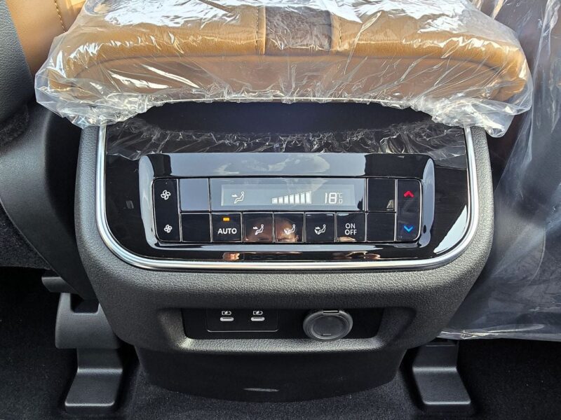2026 Nissan Patrol LE Platinum City 3.5L Twin Turbo 6 Cylinders Petrol Engine White Tan SUV