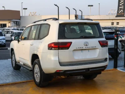 2025 Toyota Land Cruiser EXR 4.0 Litres 6 Cylinders Petrol Engine White Beige SUV GCC