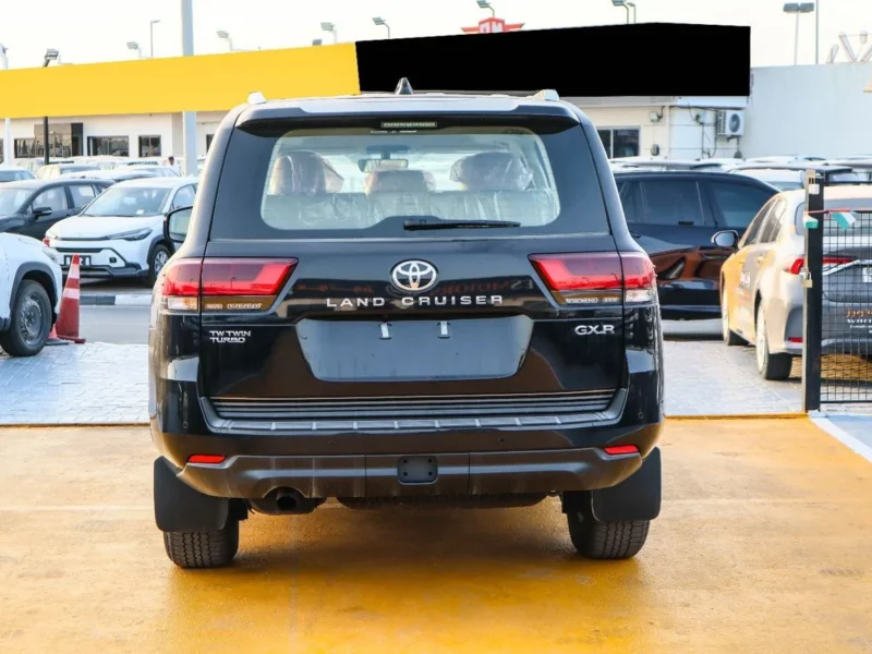 2025 Toyota Land Cruiser GXR 3.3 Litres 6 Cylinders Diesel Engine Black Beige SUV GCC