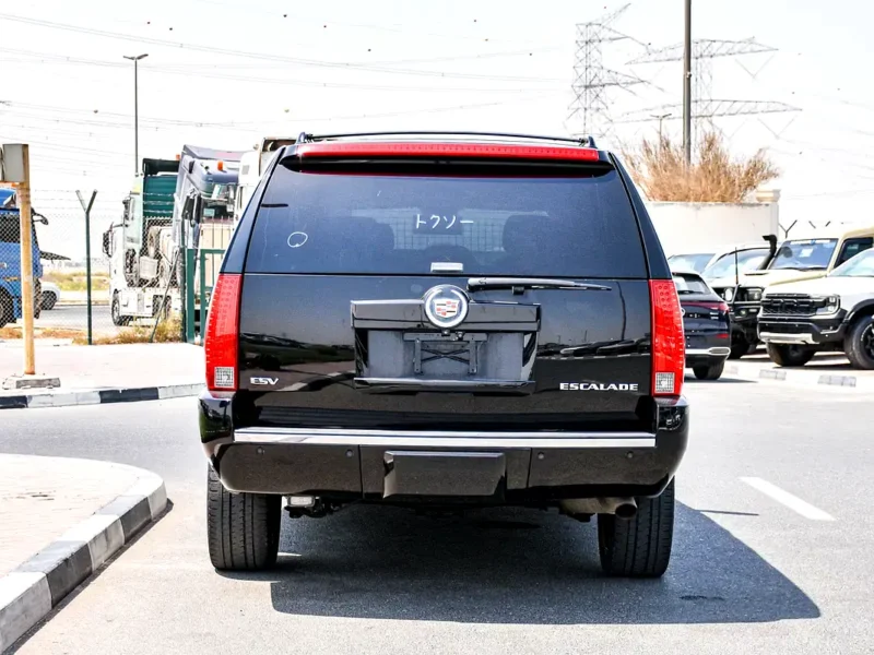 2008 Cadillac Escalade ESV 8 Cylinders Petrol Engine Black SUV Japanese Specs SUPER CLEAN