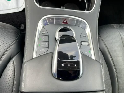 2015 Mercedes-Benz S-Class S 550 4MATIC 8 Cylinders Petrol Engine White Black Sedan FULL OPTION