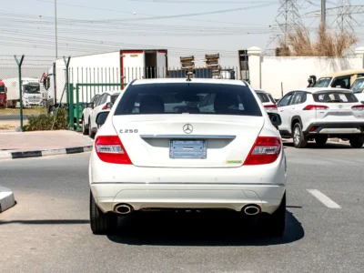 2008 Mercedes-Benz C-Class C250 4 Cylinders Petrol Engine White Black Sedan Japanese Specs
