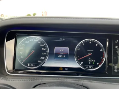 2015 Mercedes-Benz S-Class S 550 4MATIC 8 Cylinders Petrol Engine White Black Sedan FULL OPTION