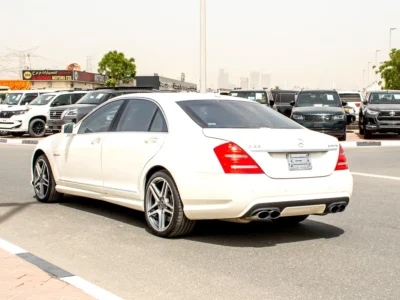 2007 Mercedes-Benz S-Class S 65 AMG 12 Cylinders Petrol Engine White Beige Sedan Automatic