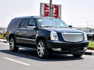 2008 Cadillac Escalade ESV 8 Cylinders Petrol Engine Black SUV Japanese Specs SUPER CLEAN