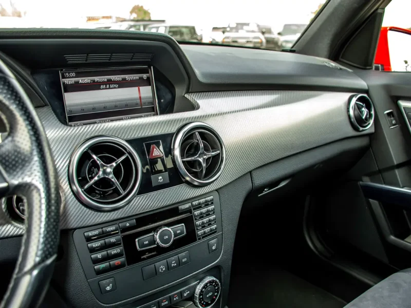 2013 Mercedes-Benz GLK-Class GLK 350 4matic 6 Cylinders Petrol Engine Red Black SUV Automatic
