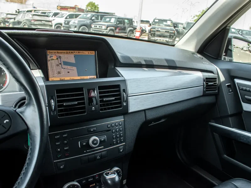 2011 Mercedes-Benz GLK-Class GLK 300 4matic 6 Cylinders Petrol Engine Black SUV Automatic