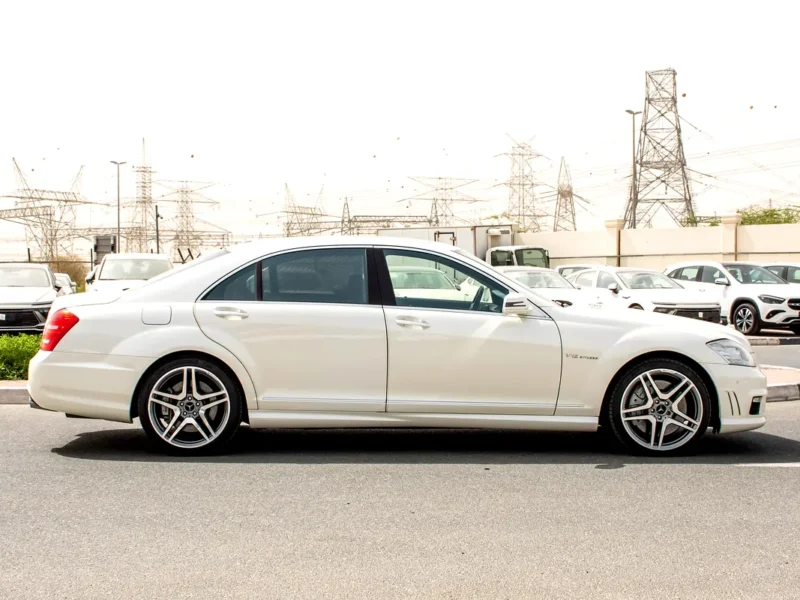 2007 Mercedes-Benz S-Class S 65 AMG 12 Cylinders Petrol Engine White Beige Sedan Automatic