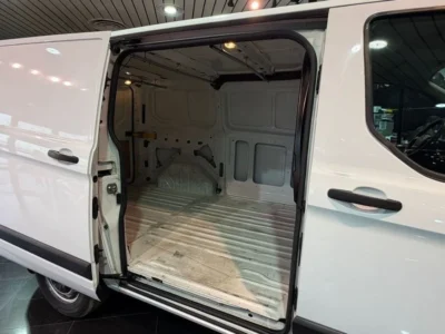 2022 Ford Transit Van Manual 2.0 Litres 4 Cylinders Diesel Engine White Grey GCC Specs