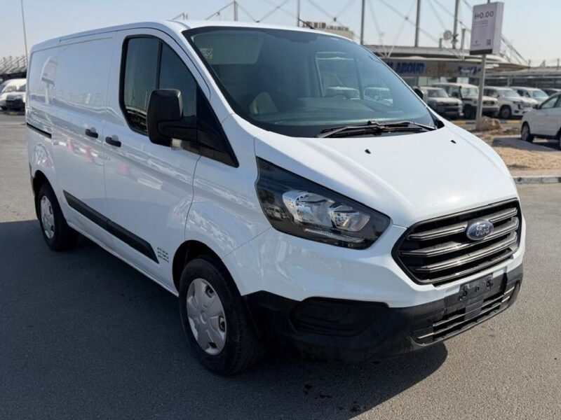 2021 Ford Transit Van Manual 2.4 Litres 4 Cylinders Diesel Engine White Grey Beige GCC Specs