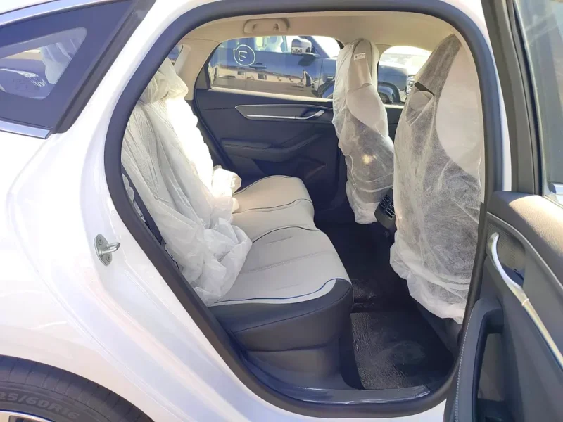 2025 BYD Destroyer 05 4 Cylinders Hybrid Engine White Beige Sedan Automatic