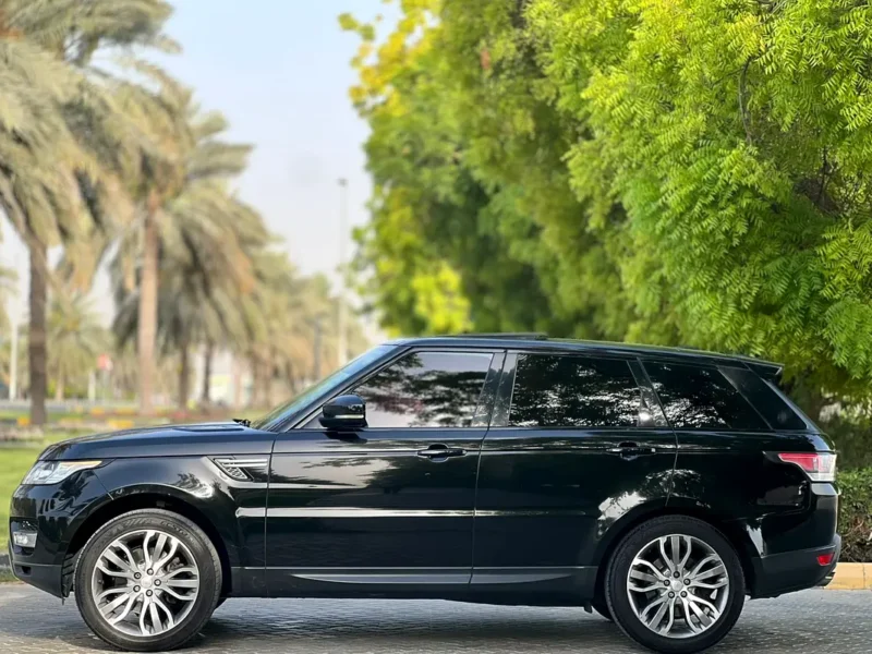 2015 Land Rover Range Rover Sport HSE 6 Cylinders Petrol Engine Black Beige SUV GCC Specs