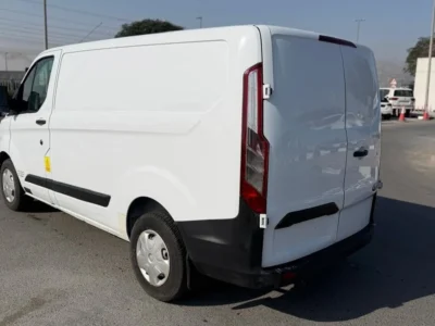 2021 Ford Transit Van Manual 2.4 Litres 4 Cylinders Diesel Engine White Grey Beige GCC Specs