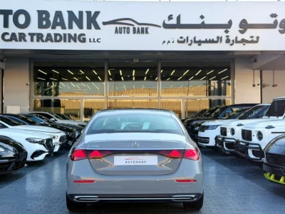 2025 Mercedes-Benz E-Class E 200 4 Cylinders Petrol Engine Grey Tan Sedan Korean Specs