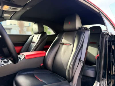2020 Rolls-Royce Dawn Black Badge 12 Cylinders Petrol Engine Black Convertible GCC Specs