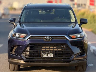 2024 Toyota Grand Highlander XLE 2.4 Litres V4 Petrol Engine Dark Blue Black SUV
