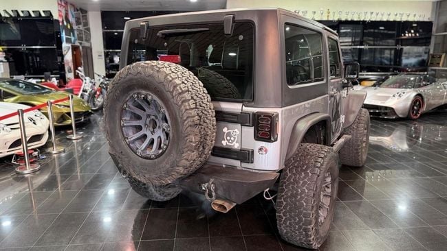 2017 Jeep Wrangler Sport 3.6L 6 Cylinders Petrol Engine AT Grey Black SUV GCC Specs