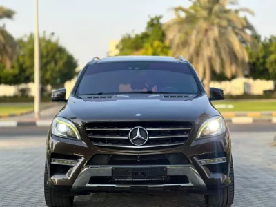 2013 Mercedes-Benz M-Class ML 500 8 Cylinders Petrol Engine Brown SUV GCC Specs