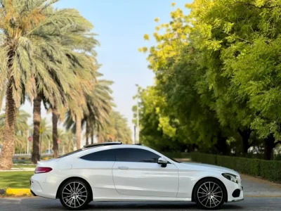 2018 Mercedes-Benz C-Class C200 Coupe 4 Cylinders Petrol Engine White Beige Coupe GCC