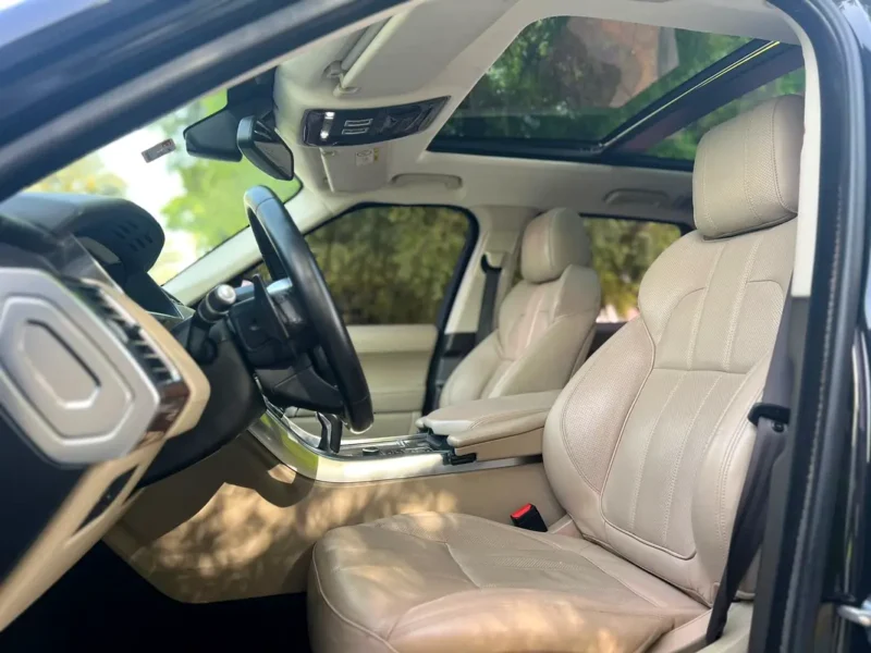 2015 Land Rover Range Rover Sport HSE 6 Cylinders Petrol Engine Black Beige SUV GCC Specs
