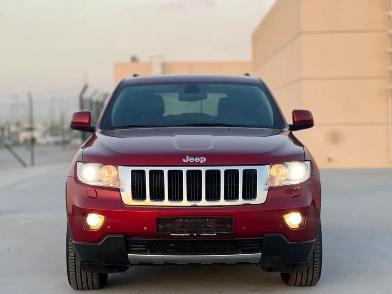 2012 Jeep Grand Cherokee Limited 6 Cylinders Petrol Engine Red Black SUV GCC Specs