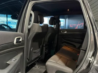 2021 Jeep Grand Cherokee LAREDO 3.6 Litres 6 Cylinders Petrol Engine Grey Black SUV
