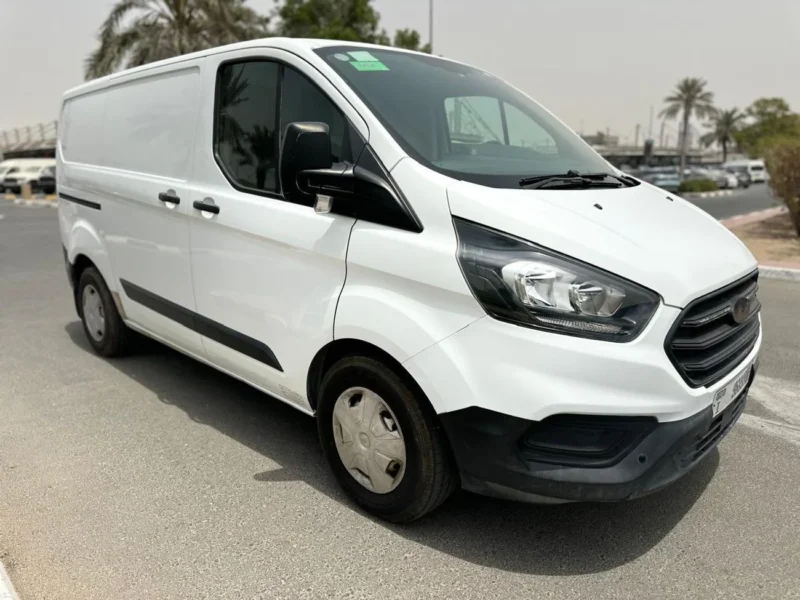 2021 Ford Transit Van 2.4 Litres 4 Cylinders Diesel Engine White Black Van GCC Specs