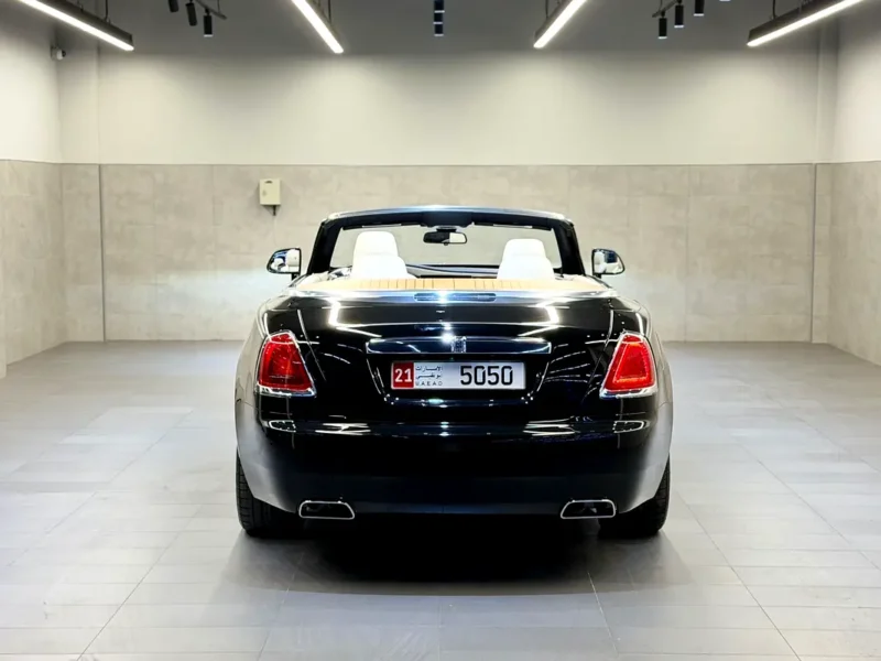 2017 Rolls-Royce Dawn Standard 12 Cylinders Petrol Engine Black White Convertible Korean Specs