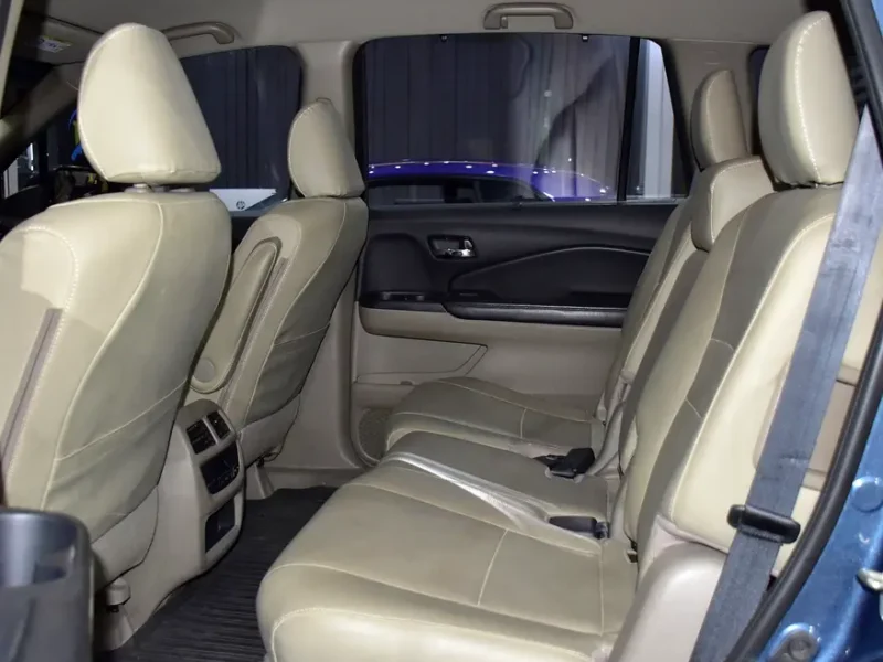 2016 Honda Pilot EX 6 Cylinders Petrol Engine Blue Beige SUV GCC Specs Automatic