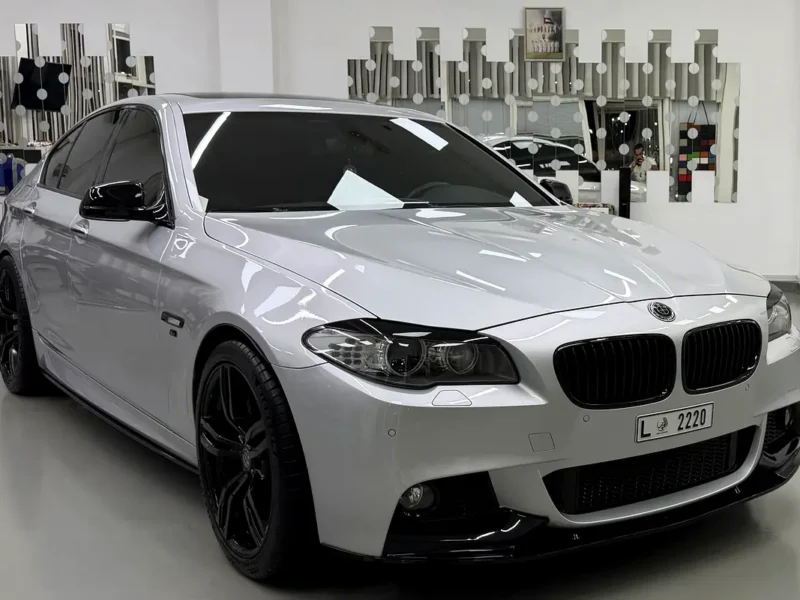 2012 BMW 5-Series 550i Exclusive 8 Cylinders Petrol Engine Silver Black Sed M Kit Perfect Condition