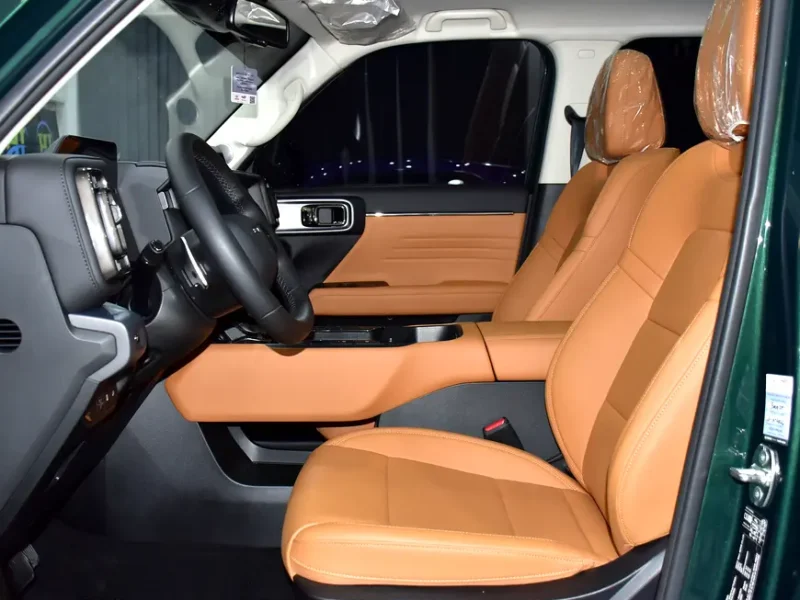 2027 Haval V7 High 4 Cylinders Petrol Engine Gren Tan SUV GCC Specs Automatic