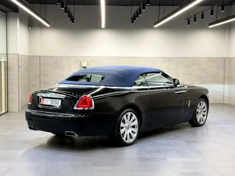 2017 Rolls-Royce Dawn Standard 12 Cylinders Petrol Engine Black White Convertible Korean Specs